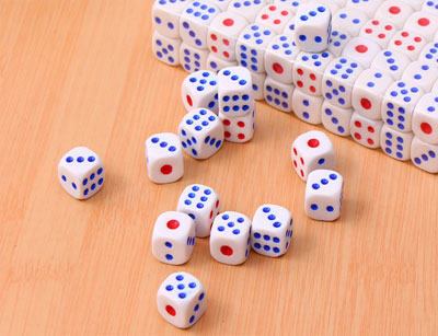 ���ܶ�����ɫ